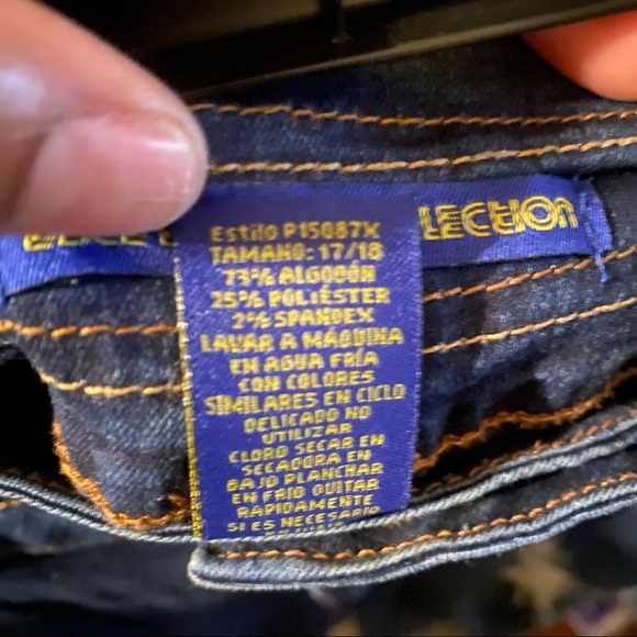 Stretchy Dark denim Distress straight legged jeans - Picture 3 of 5